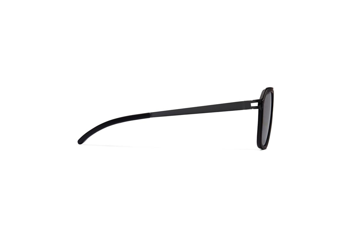 MR003_
